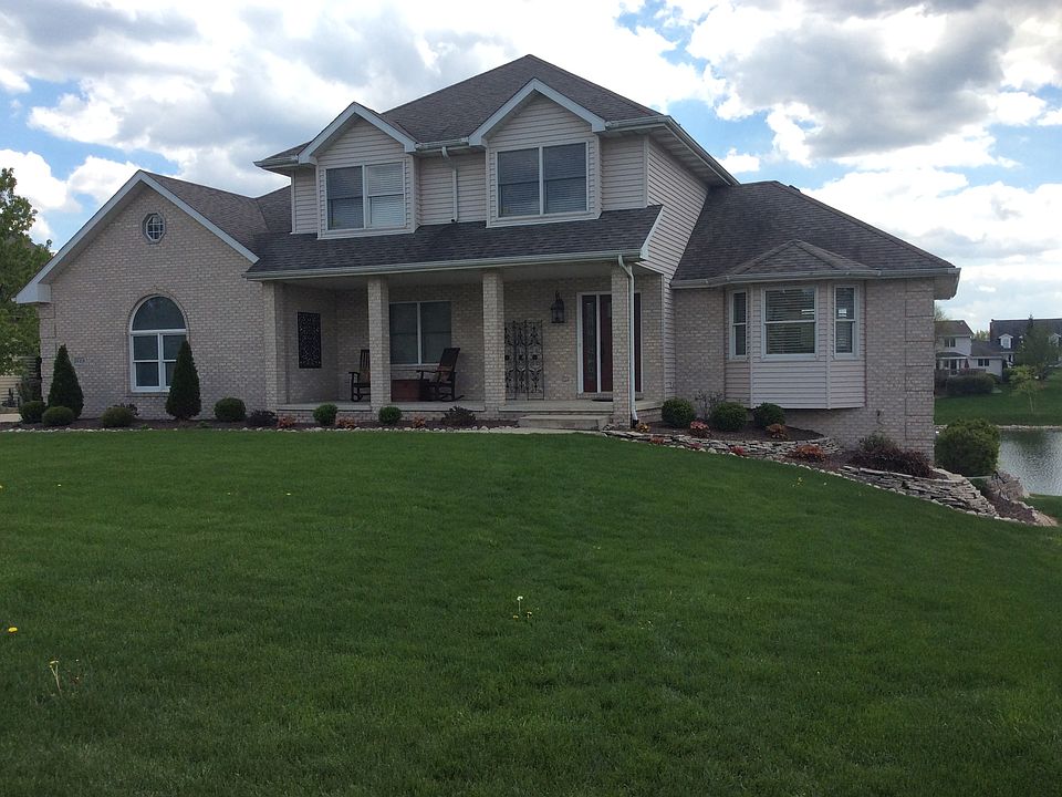 1st image of 813 Mary Ellen Dr