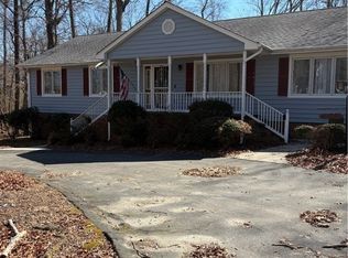 4603 Edenton Pl, Chester, VA 23831