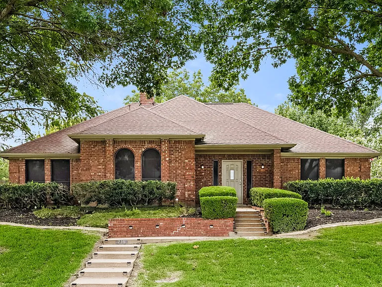 716 Havencrest Dr — Photo 1
