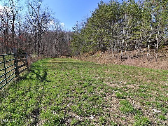 3rd image of Lee Cross Ln