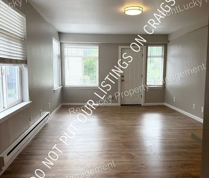 3315 Claremont Ave S #3 — Photo 8