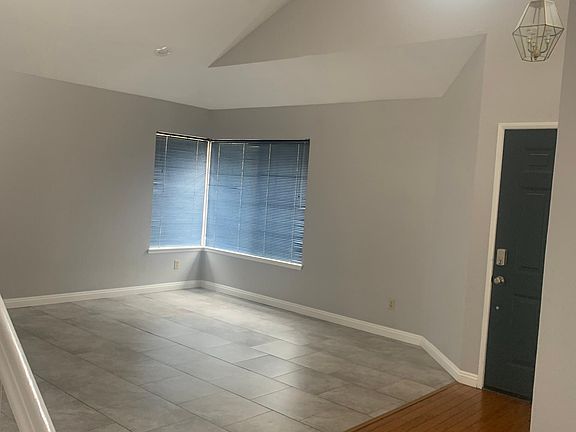 4th image of 24848 Half Dome Ct
