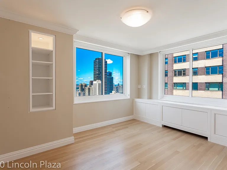 30 W 63rd St #32MN — Photo 9