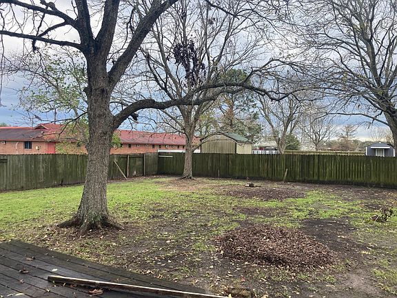 2nd image of 1977 7th St