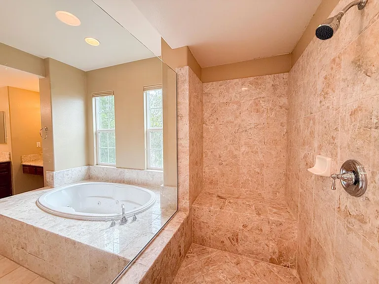 342 Stanforth Ct — Photo 34