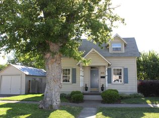 1550 6th St, Baker City, OR 97814