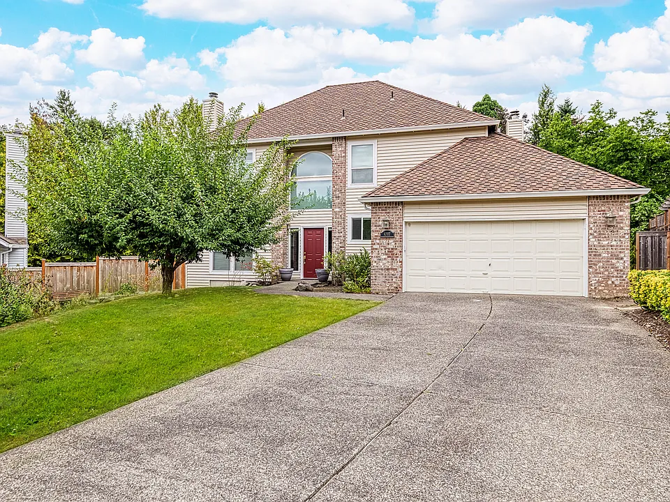 8307 SW 64th Ave