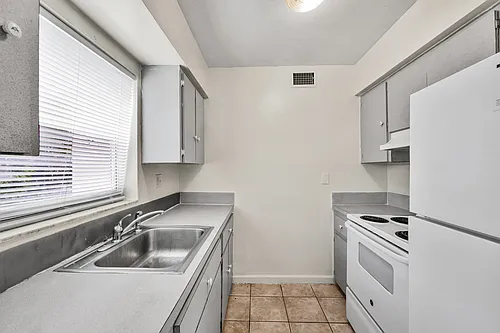 2241 NW 59th Ter #2241 Photo 1