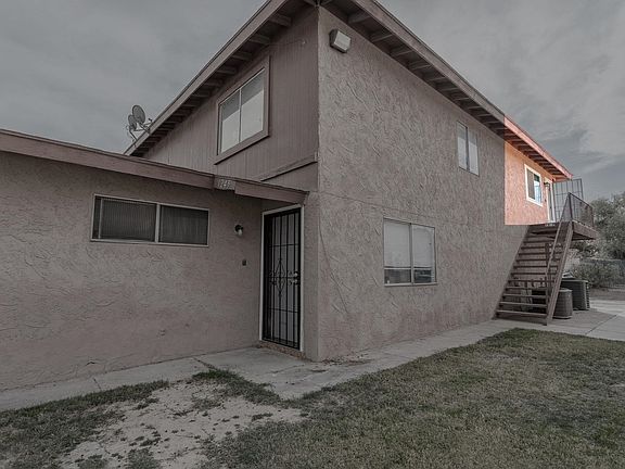 2nd image of 1247 W 20th Pl