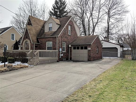 2nd image of 61 Renwick Dr