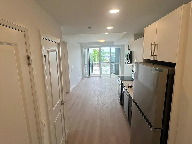 1333 Weber St E #501 — Photo 10