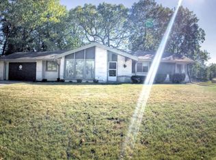 5805 Tahoe Dr, Racine, WI 53406