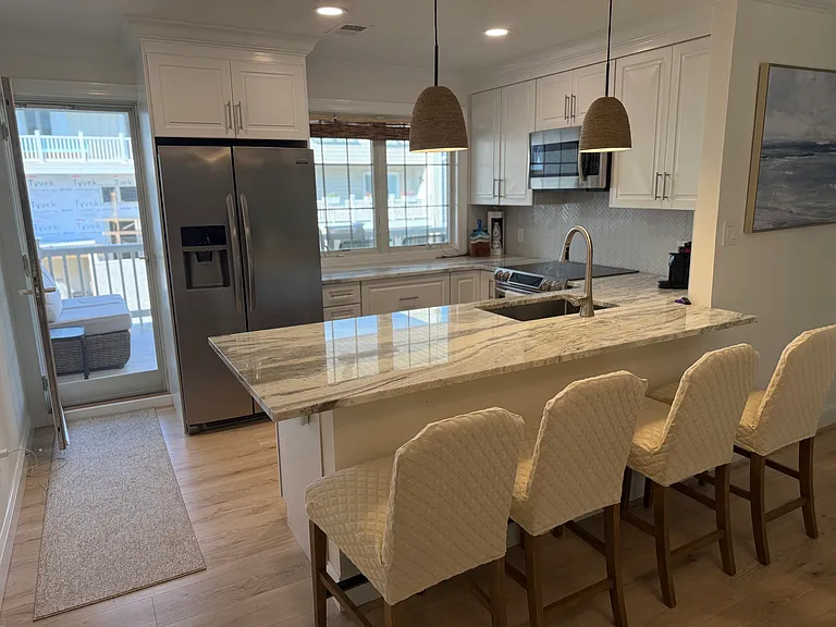 18 Village Rd — Photo 8