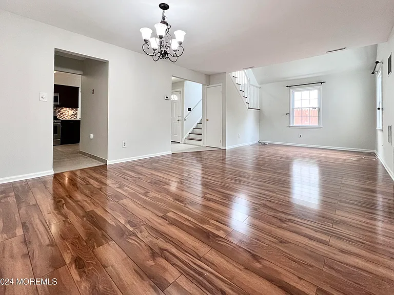 15 Cummings Ct — Photo 7