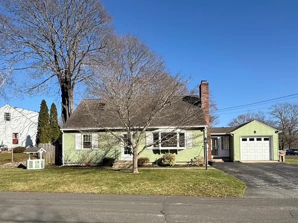 15 Sunnieside Drive, East Lyme, CT 06357