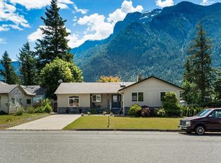 574 Park St, Hope, BC V0X 1L4