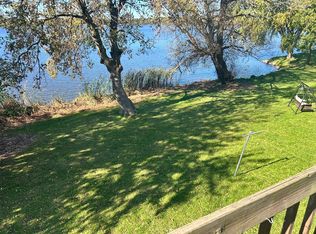 119 Lothe Rd, Marshall, WI 53559