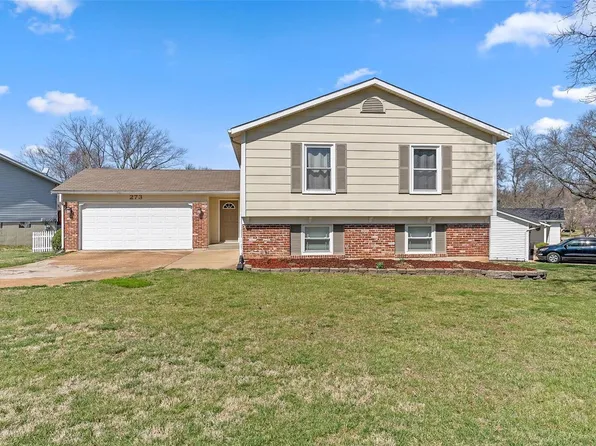 273 Brightfield Dr, Ballwin, MO 63021
