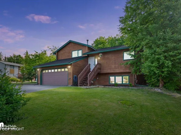 8973 W Parkview Terrace Loop, Eagle River, AK 99577