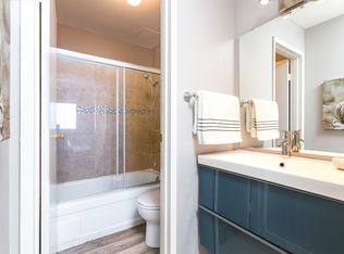 2005 Pleasant Valley Ave APT 101, Oakland, CA 94611