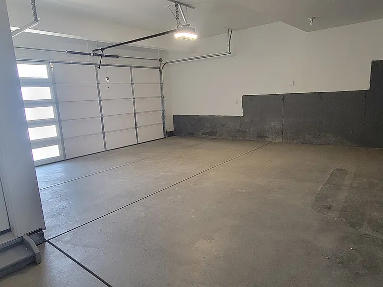 11732 Amplify Cir — Photo 47