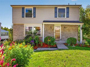6555 Quaker Dr, Pittsburgh, PA 15236