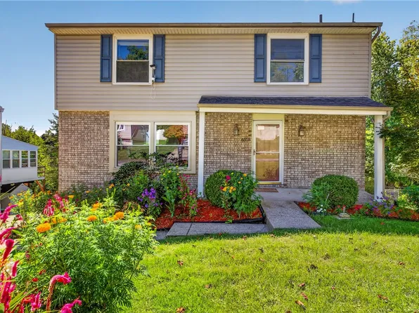 6555 Quaker Dr, Pittsburgh, PA 15236