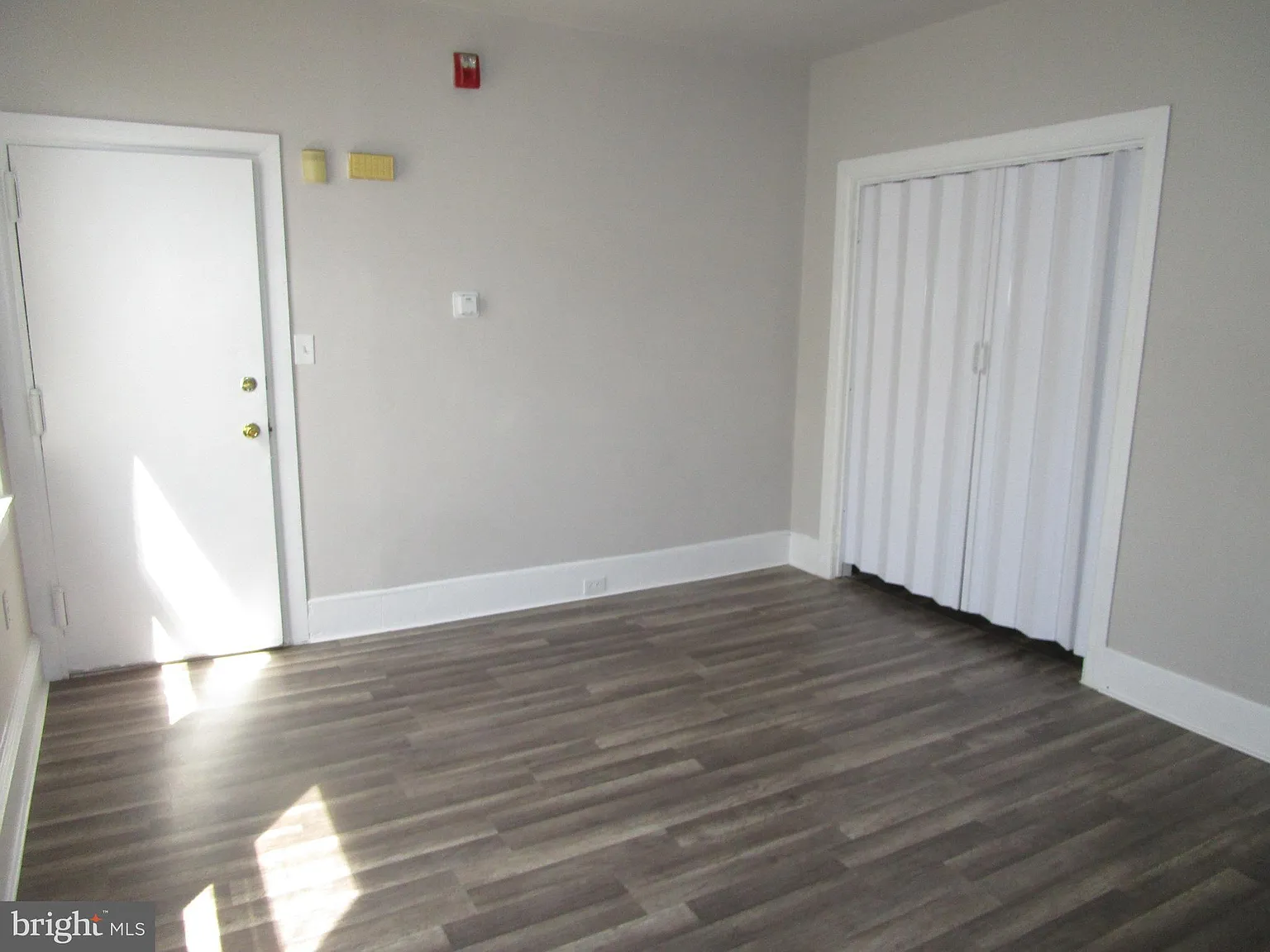Studio, 3348 sqft, $900 — Photo 3