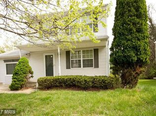 4 Chapmanview Ct, Randallstown, MD 21133