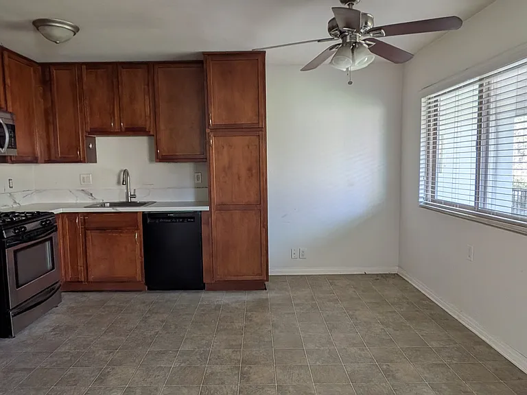 1650 Myrtle Ave #77 — Photo 7