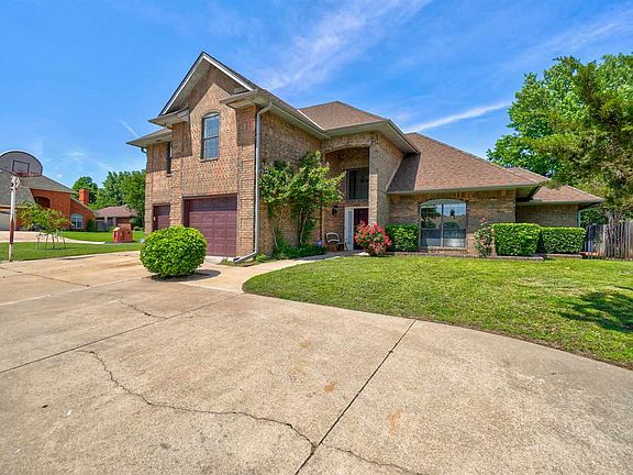2nd image of 7609 NW Folkstone Way