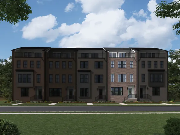 2714 River Birch Rd, Herndon, VA 20171