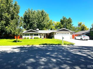 2725 Glenbrook Way, Bishop, CA 93514