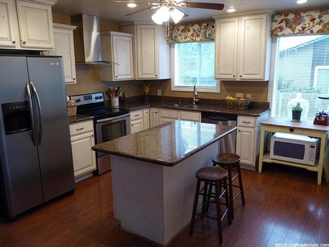 2nd image of 1744 E Janella Way