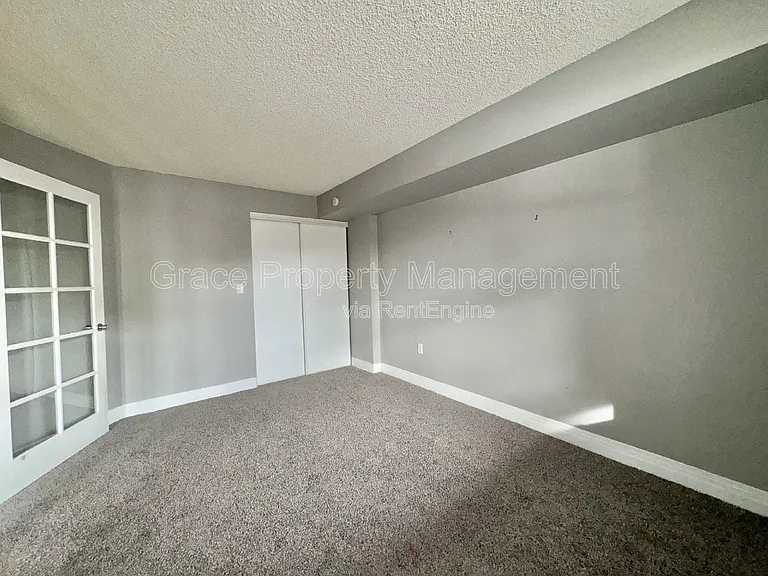 601 W 11th Ave #106 — Photo 7