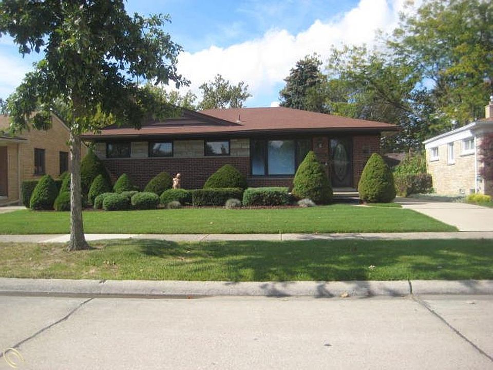1st image of 15250 Windemere St