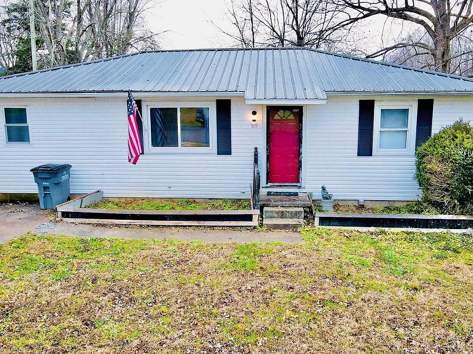 1st image of 109 Walnut Ct