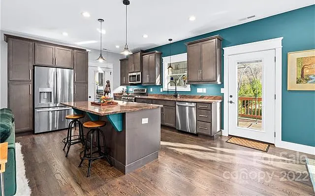 5 Feather Ridge Rd — Photo 13