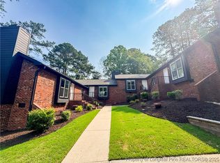 531 Coronation Dr, Fayetteville, NC 28311