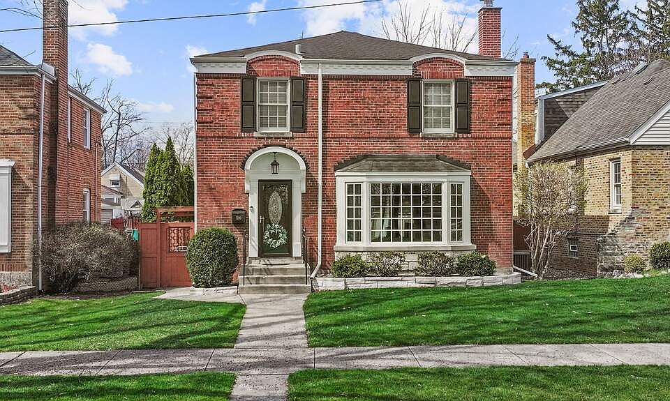 1st image of 7110 N Odell Ave #5