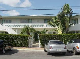 1990 Bay Dr APT 7, Miami Beach, FL 33141