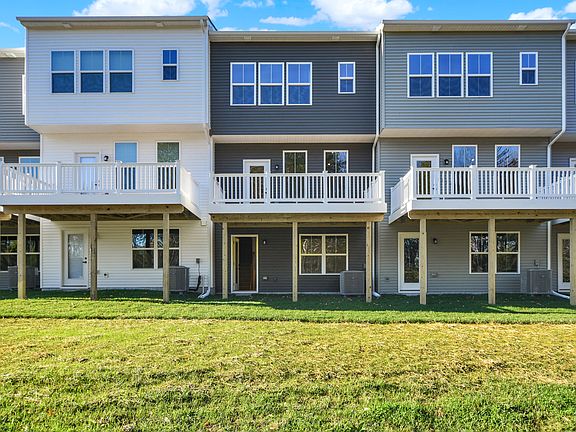 Cadence 1-Car Garage