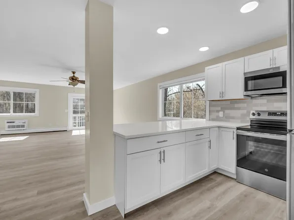 113 Park Ave Unit 21, Danbury, CT 06810