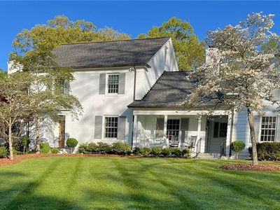 1004 E Willowbrook Dr, Burlington, NC, 27215