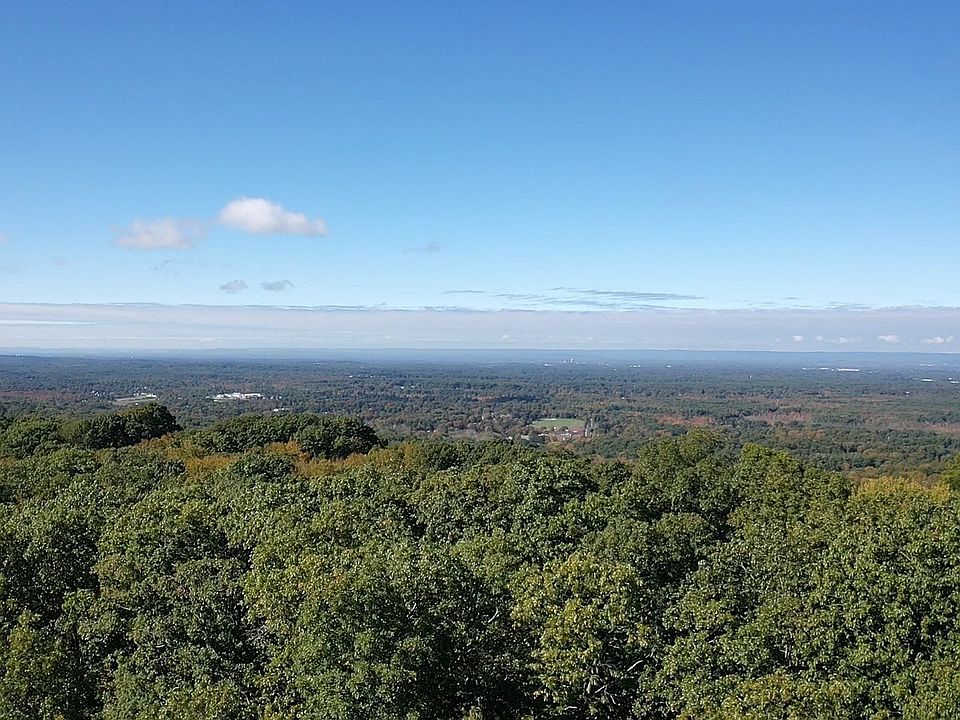 1st image of 576-576V Ridge Rd