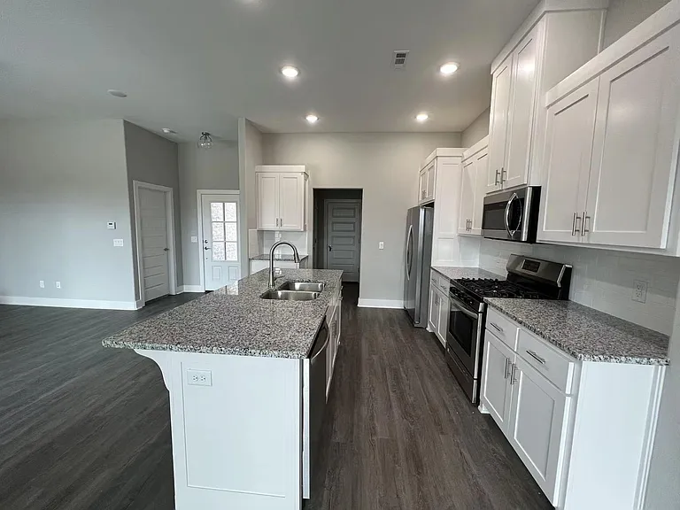 1569 N Dawes St — Photo 7
