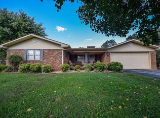 173 Cherokee Cir, Benton, TN 37307
