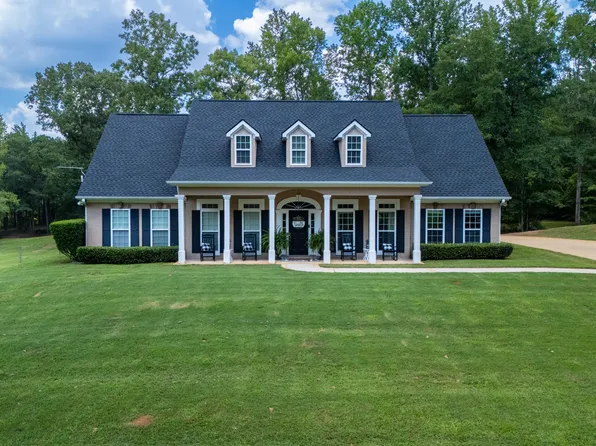 2409 Upper Big Springs Rd, Lagrange, GA 30241