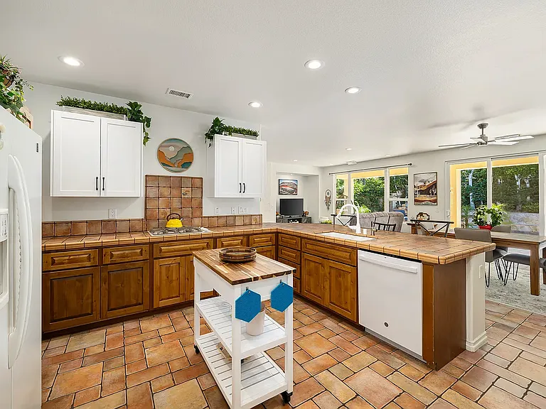 60755 Living Stone Dr — Photo 17