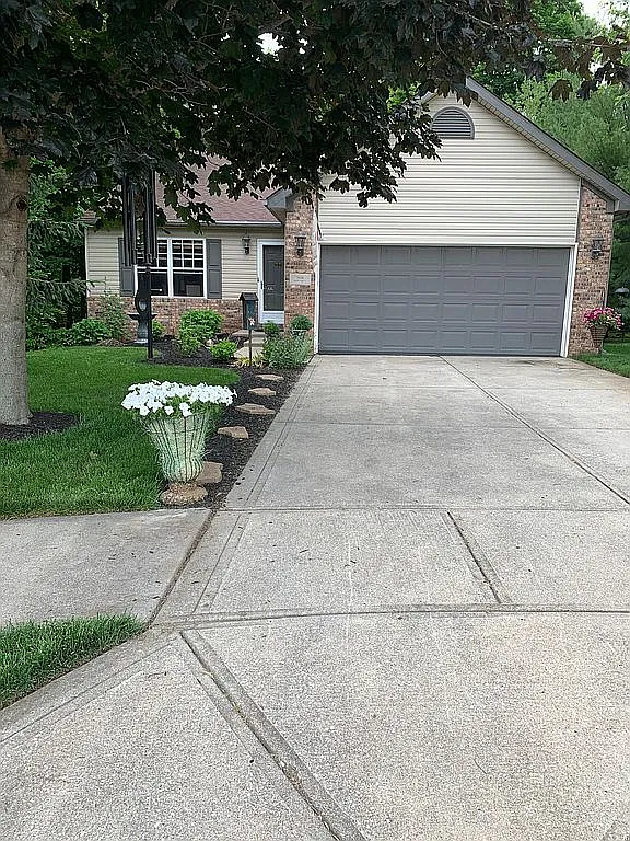 5836 Orth Cir photo 1